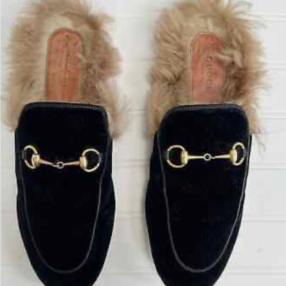 Gucci Princetown Loafer Mules Fur Black Velvet Flats Horsebit Buckle Slip on.